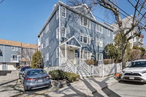 75 Mount Vernon St #A, Somerville, MA 02145