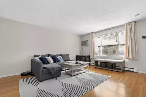 Living - 75 Mount Vernon St #A, Somerville, MA 02145 photo 2 of 3