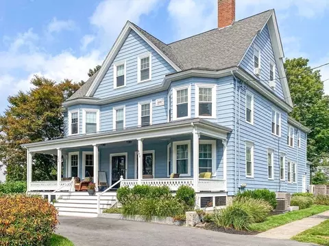 855 Great Plain Ave #1, Needham, MA 02492 photo 4