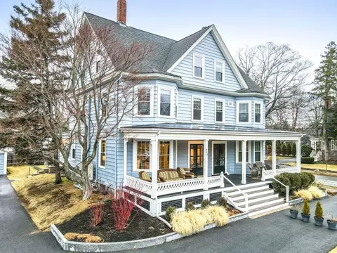 855 Great Plain Ave #1, Needham, MA 02492 photo 3