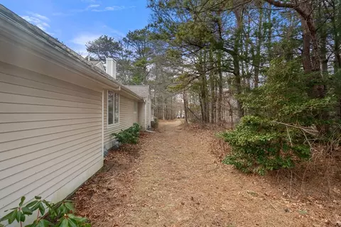 2 Pacific Ave #2, Mashpee, MA 02649 photo 23