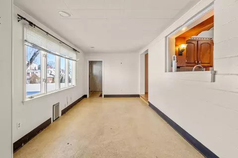 Living - 4 Breen Ave, Methuen, MA 01844 photo 4 of 4