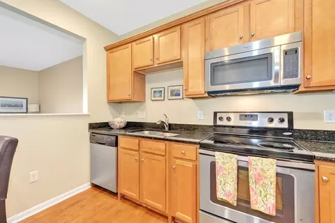 57 Augustus Ct #2003, Reading, MA 01867 photo 6