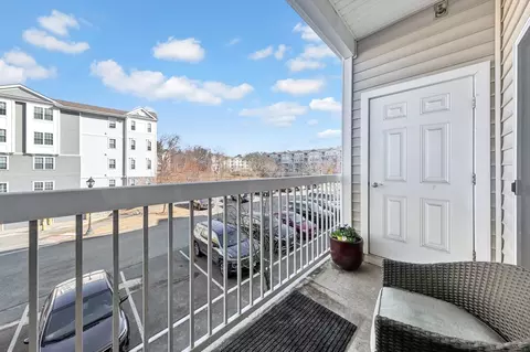 57 Augustus Ct #2003, Reading, MA 01867 photo 15