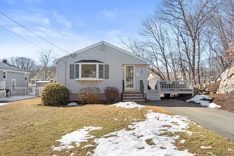 33 Bickford St, Lynn, MA 01904