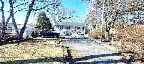 124 Range Ave, Lynn, MA 01904