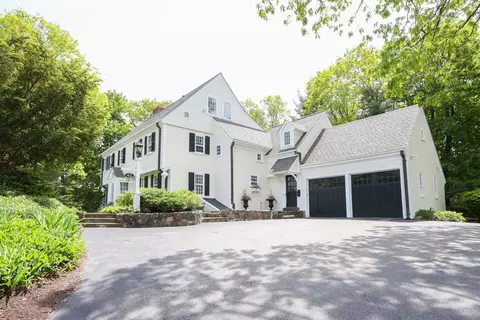 42 Edmunds Rd, Wellesley, MA 02481