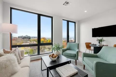 1515 Commonwealth Ave #305, Boston, MA 02135