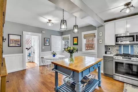 21 Prospect St, Acton, MA 01720 photo 11