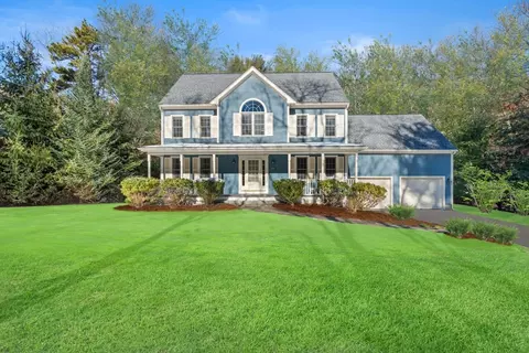 286 Valley St, Pembroke, MA 02359