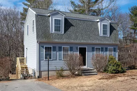 270 Acropolis Rd, Lowell, MA 01854