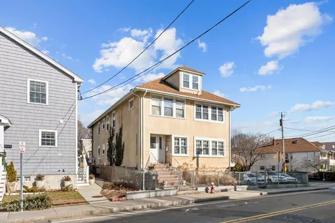 137-139 Pleasant St, Watertown, MA 02472