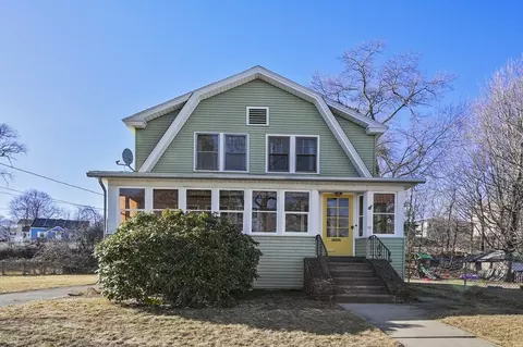 22 Varnum St, Worcester, MA 01603