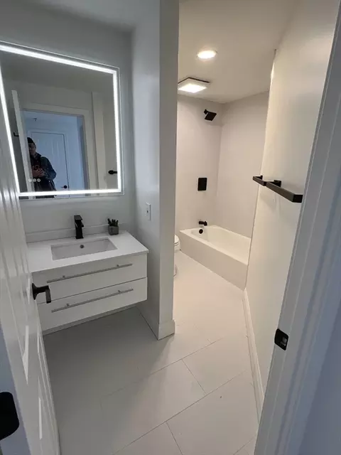 4 Charlesgate E #706, Boston, MA 02215 photo 10