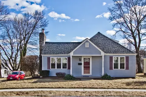38 Park Terrace Rd, Worcester, MA 01604