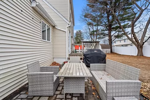 Exterior - 3 Gray Rd, Beverly, MA 01915 photo 4 of 7