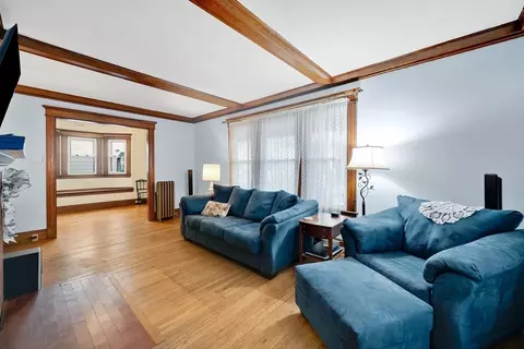 Living - 44 Lyndale St, Springfield, MA 01108 photo 2 of 2