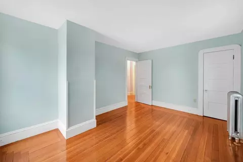 Bedroom - 44 Lyndale St, Springfield, MA 01108 photo 2 of 10