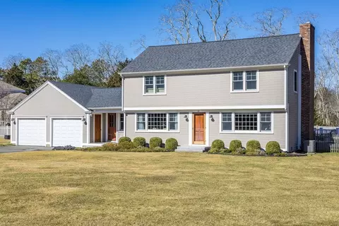 Exterior - 45 Tracy Ln, Eastham, MA 02642 photo 2 of 4