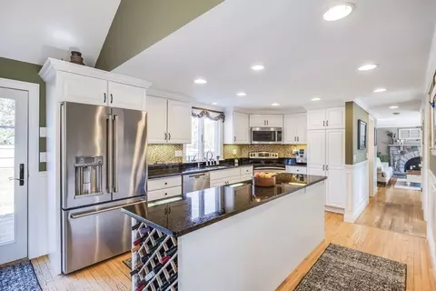 Kitchen - 45 Tracy Ln, Eastham, MA 02642 photo 1 of 3
