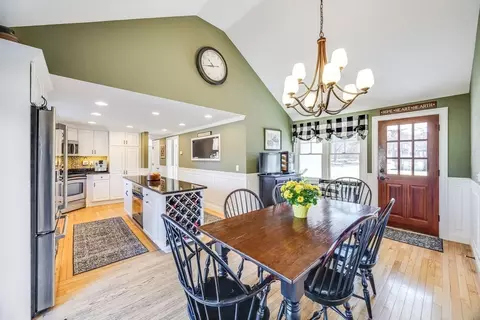 Dining - 45 Tracy Ln, Eastham, MA 02642 photo 1 of 3