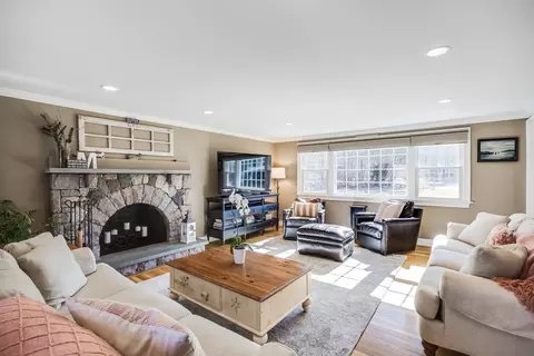 45 Tracy Ln, Eastham, MA 02642