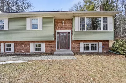 609 Langen Rd, Lancaster, MA 01523