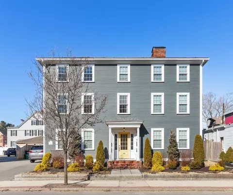 98 Bridge St #4, Salem, MA 01970