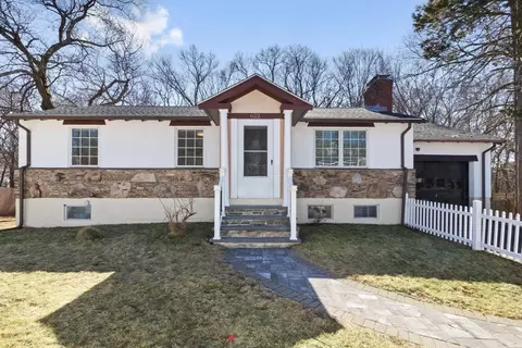 622 Boylston St, Newton, MA 02459