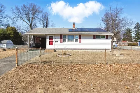 28 Dutton St, Springfield, MA 01151