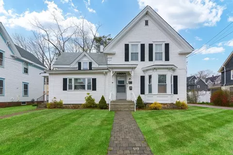 90 Dean Ave, Franklin, MA 02038