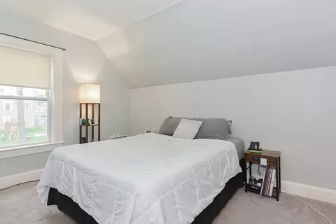 Bedroom - 90 Dean Ave, Franklin, MA 02038 photo 1 of 3