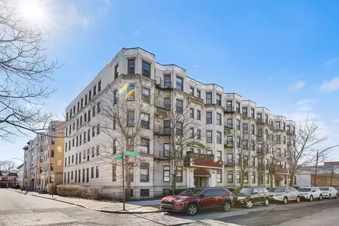 1254 Commonwealth Ave #17, Boston, MA 02134