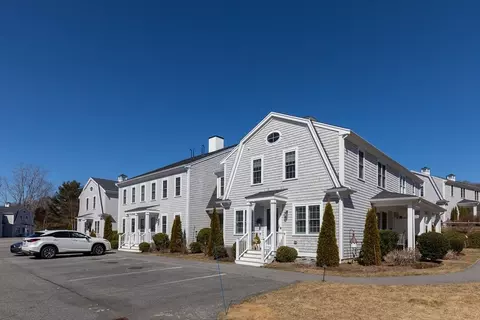 138 Elm St #15, Kingston, MA 02364