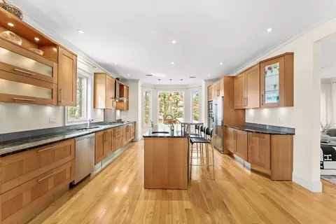 74 Evelyn Rd, Needham, MA 02494 photo 12