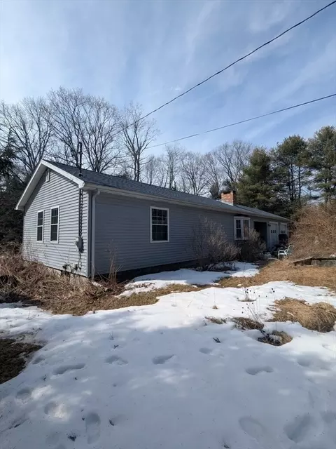 95 Tyringham Rd, Otis, MA 01253