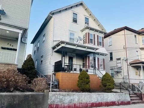 294 Cambridge St, Fall River, MA 02721 photo 3