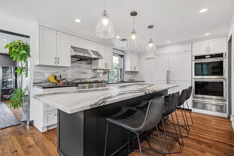 12 Harvard Cir, Needham, MA 02494 photo 6