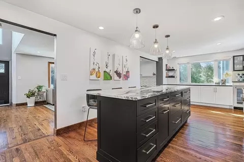 12 Harvard Cir, Needham, MA 02494 photo 9