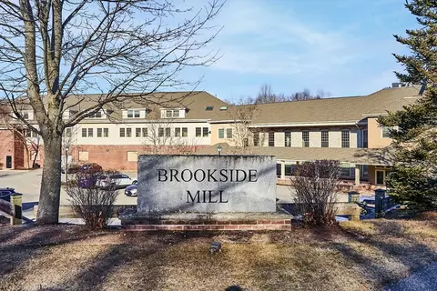 12 Brookside Rd #13, Westford, MA 01886
