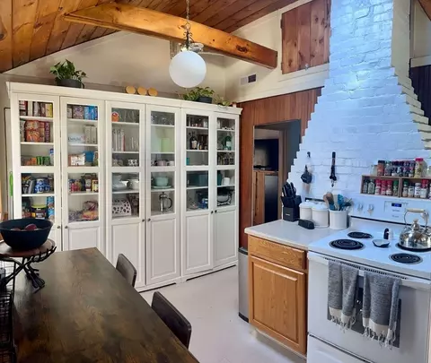 5 Walter St, Wareham, MA 02571