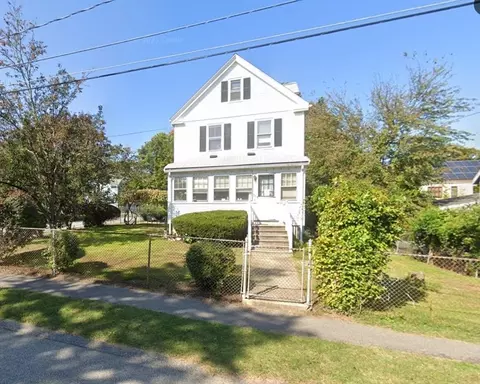 11 Greenough St, Needham, MA 02494 photo 1