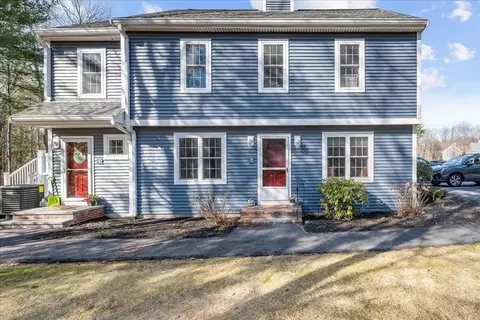 2 Hobart Ln #2, Rockland, MA 02370