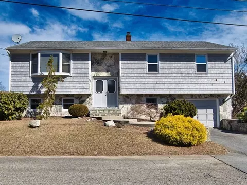 50 Snow St, New Bedford, MA 02740