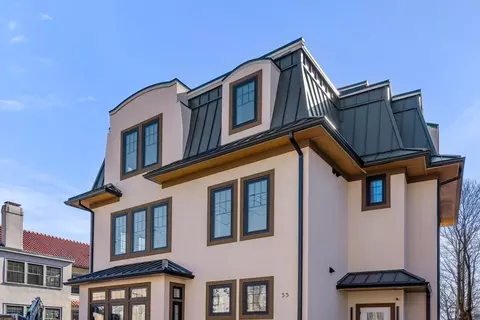 55 Green St #1, Brookline, MA 02446