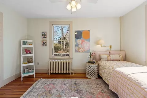 Bedroom - 431 Main St, Acton, MA 01720 photo 1 of 6