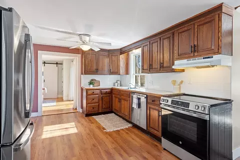 Kitchen - 431 Main St, Acton, MA 01720 photo 1 of 2