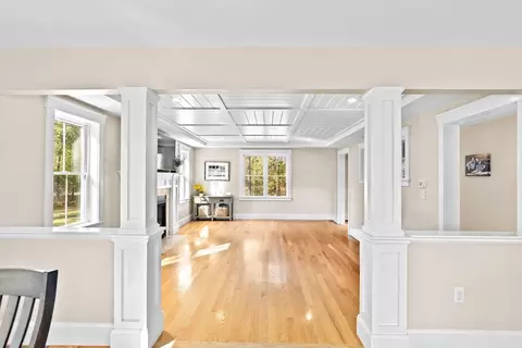 Entry Way - 5 Pine Needle Ln, Wareham, MA 02571 photo 1 of 6