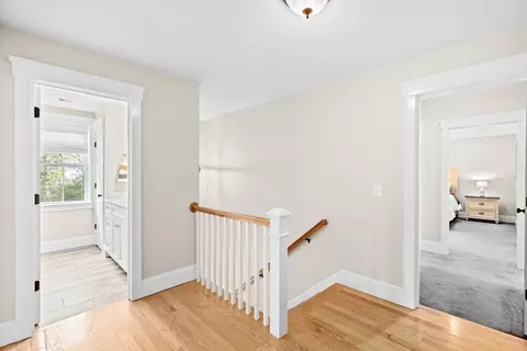 Entry Way - 5 Pine Needle Ln, Wareham, MA 02571 photo 5 of 6