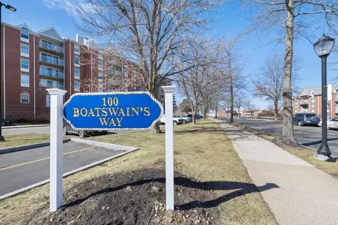 100 Boatswains Way #406, Chelsea, MA 02150